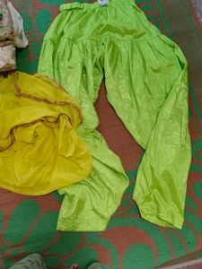 Elegant Embellished Kurta