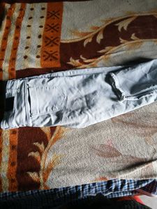 Light Cream Colur Jean's