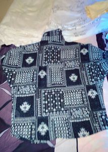 Stylish Printed Button-Up Shirt