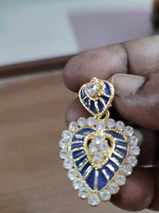 combo of two earrings