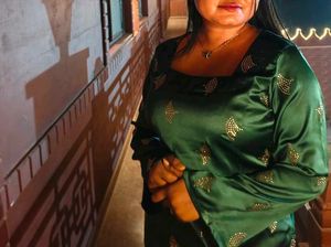 Stunning Emerald Green Kurta Set with Embellishmen