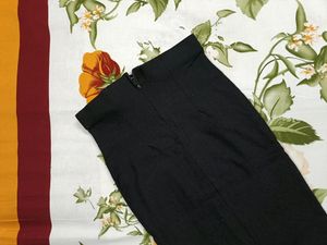 Solid Formal Pencil Skirt