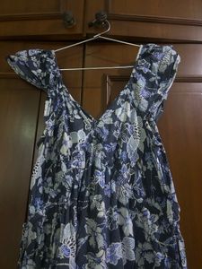 Floral Blue V-Neck Midi Dress