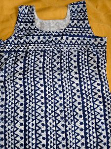 Blue and White Printed Kurta