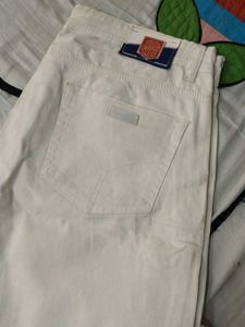 White Jeans