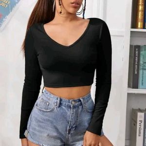 Black V-Neck Long Sleeve backless Crop Top
