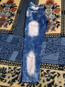 Stylish Distressed Denim Jeans