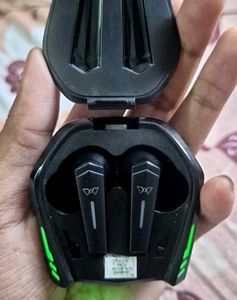 Gaming Wireless Earbuds with Charging Case
