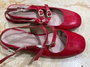 Chic Red Patent Mary Jane Flats