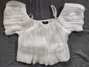 White Puff Sleeve Top