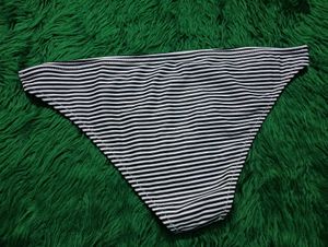 Striped🎁 Bikini Bottom🎁🆕