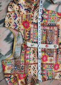 Elegant Ethnic Print Kurta
