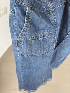 Liz Claiborne Denim Capri Pants