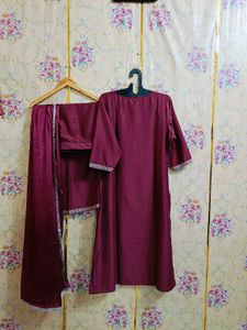 🇳🇿💫❤️Elegant Maroon Kurta Set with Dupatta