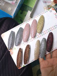 saree pins