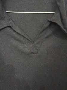 Black Collared Long Sleeve Crop Top