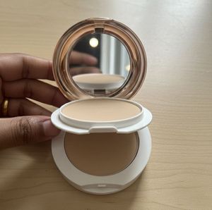 Swiss Beauty Oil Control Compact Powder