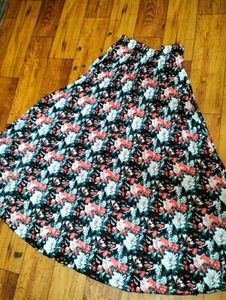 🌷👉🏻Floral Skirt