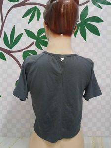(100)Gray Cropped Workout Top