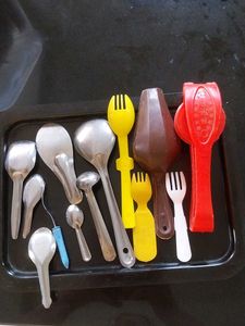 Assorted Kitchen Utensils Set steel plastic
