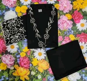 Elegant Black Embroidered Kurta