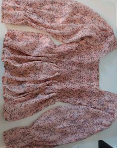 sweet srenade floral peplum 🌸 🕯️ 🩰 🤍 ☕