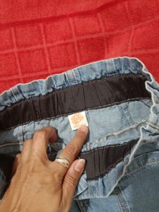 Y n F Jeans