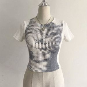 Graphic Print Cropped T-Shirt