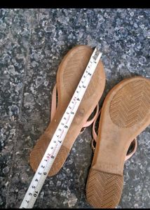 Women's Pink Chain Detail Flip Flops