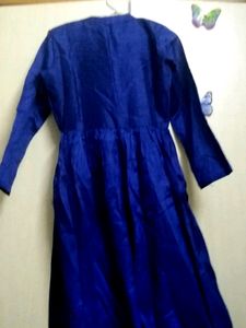 Gown