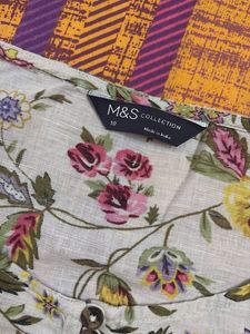Floral Print Kurta with Lace Detailing
