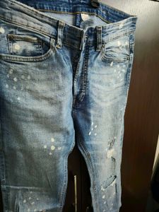 H&amp;M Stylish Ripped &amp; Splatter Jeans