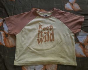"KEEP IT WILD" TOP