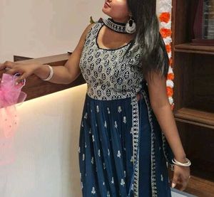Exquisite Navy Blue Indian Wear