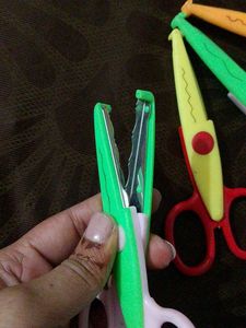 set of 4 designer scissor