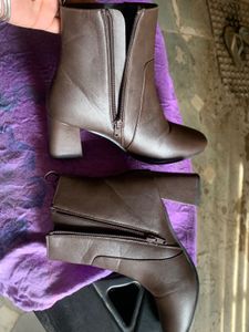 Chic Brown Block Heel Ankle Boots