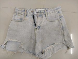 Y2K denim shorts