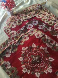 set of 5 cushion covers in bnarsi velvet silk look