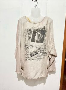 Unique Graphic Print Long Sleeve Top