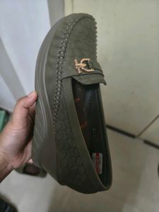 metro shoe free delivery
