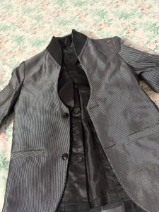 Boy's Formal Suit Set coat &amp; pant