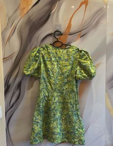 Green Floral Puff Sleeve Dress