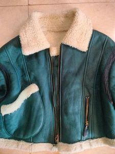 Cropped Green Aviator furr Jacket🧞🐦🛸🎋💿📡