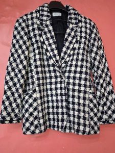 Chic Plaid Blazer Jacket