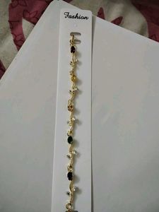 223.Multicolored Tulip Bracelet