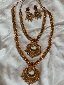 Exquisite Vintage Gold Necklace & Earring Set