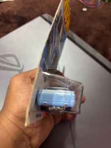 Hot Wheels '83 Chevy Silverado