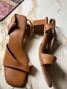Comfortable Tan Flat Sandals