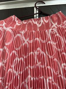 Pleated Midi Skirt with Circle Print