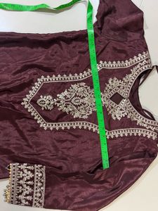 Embroidered Kurta Set with Pants